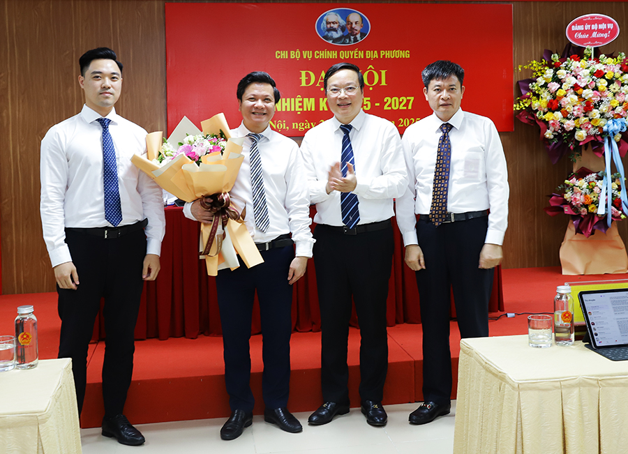 Đại hội Chi bộ Vụ Chính quyền địa phương, nhiệm kỳ 2025 - 2027